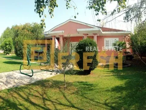 Izdavanje, kuća, 423m², Donja Gorica, Podgorica