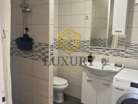 Rent, two bedroom apartment, 75m², Gornja Gorica, Podgorica - image 5