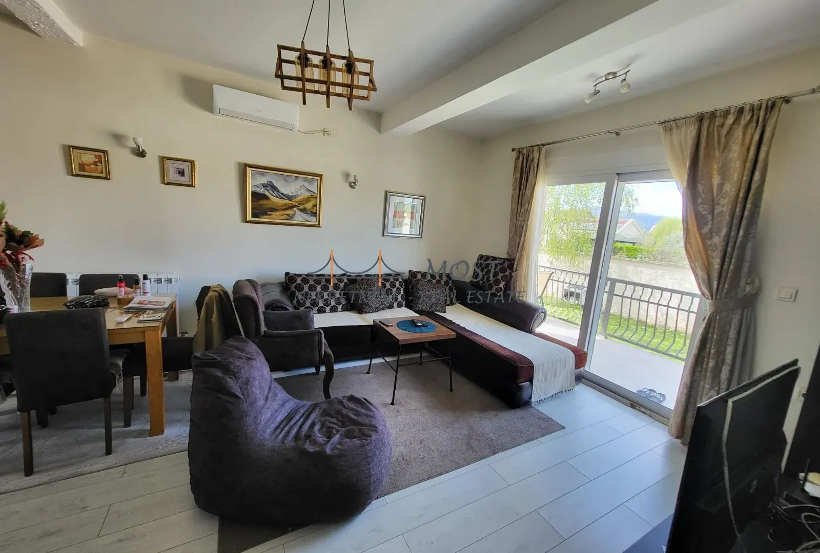 Izdavanje, kuća, 100m², Gornja Gorica, Podgorica