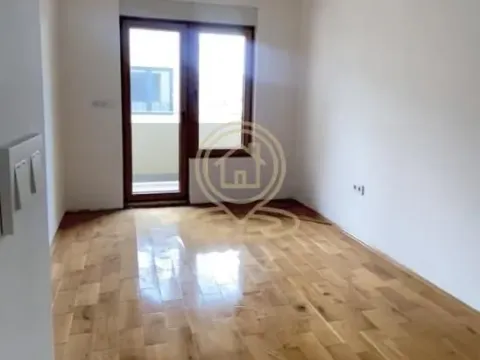 Prodaja, četvorosoban stan, 95m², Crveni Pevac, Niš - image 8