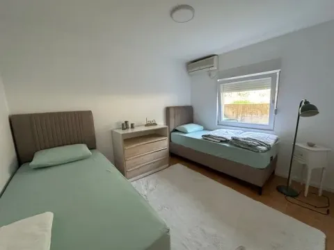 Izdavanje, dvosoban stan, 80m², Podi, Herceg Novi - image 7
