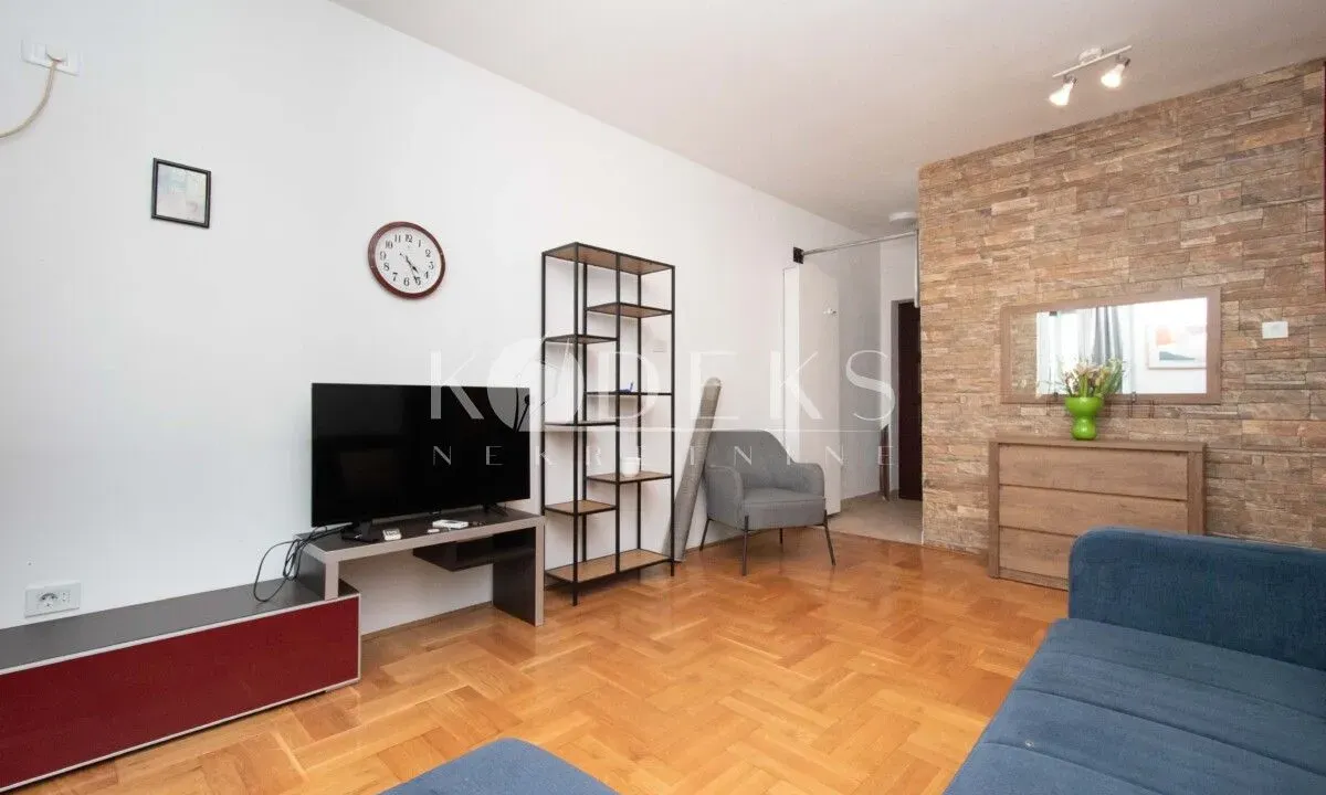 Rent, one bedroom apartment, 41m², 1 maj, Podgorica