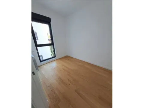 Izdavanje, dvosoban stan, 67m², Niš, Srbija - image 8