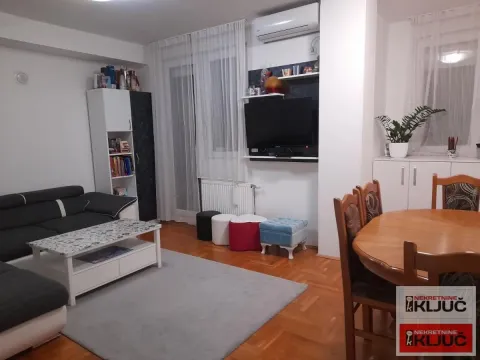 Prodaja, dvosoban stan, 52m², Bulevar Evrope, Novi Sad Sve Podlokacije - image 2