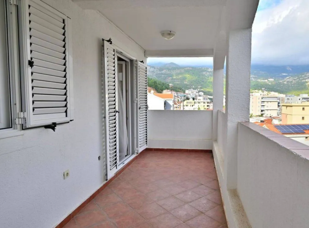 Sale, three bedroom apartment, 83m², Centar, Budva