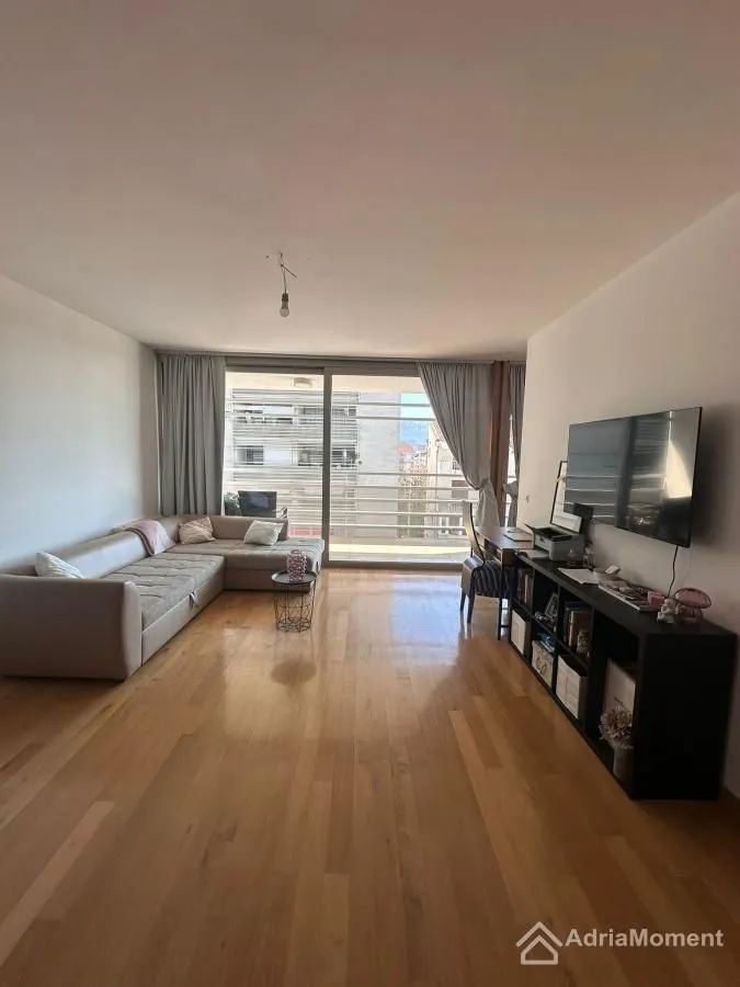 Prodaja, dvosoban stan, 85m², Centar, Budva