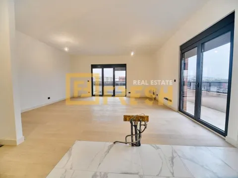 Sale, three bedroom apartment, 149m², Krivi Most, Podgorica - image 4