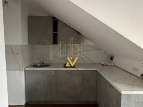 Izdavanje, garsonjera, 35m², Drac, Podgorica - image 4