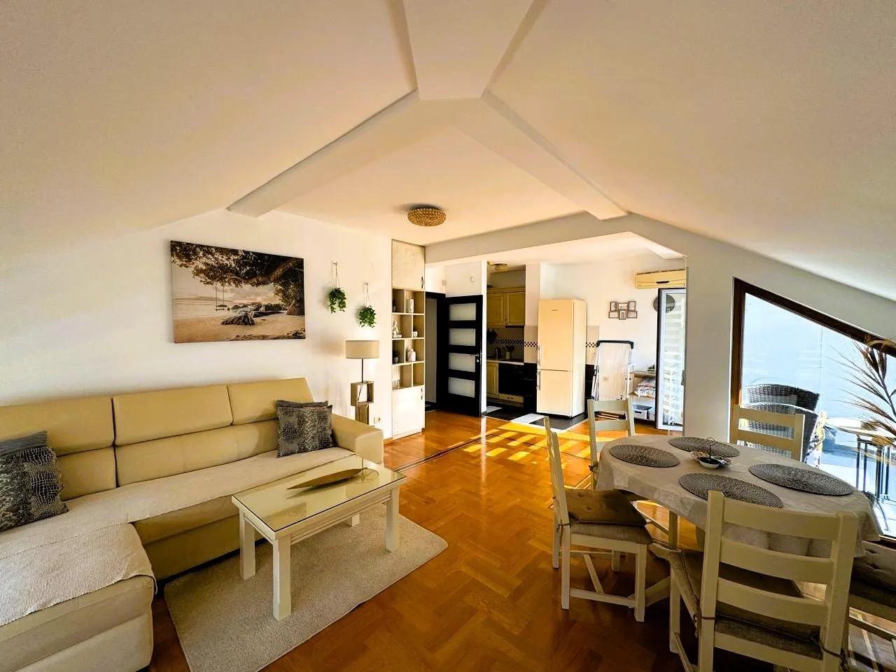 Prodaja, dvosoban stan, 108m², Rozino, Budva