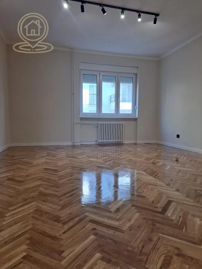 Prodaja, dvosoban stan, 59m², Stari grad, Novi Sad