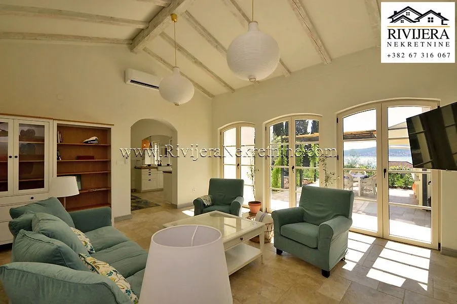 Prodaja, kuća, 184m², Baošići, Herceg Novi