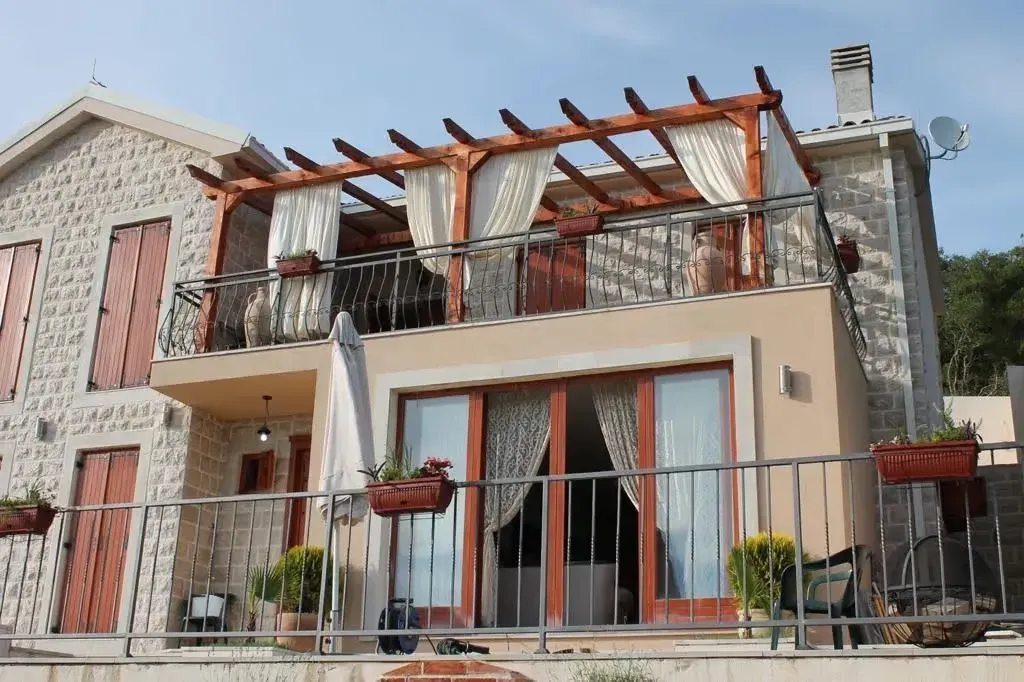 Prodaja, kuća, 210m², Kotor, Crna Gora