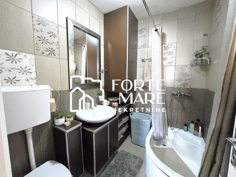 Sale, one bedroom apartment, 76m², Dubovica, Budva - image 13