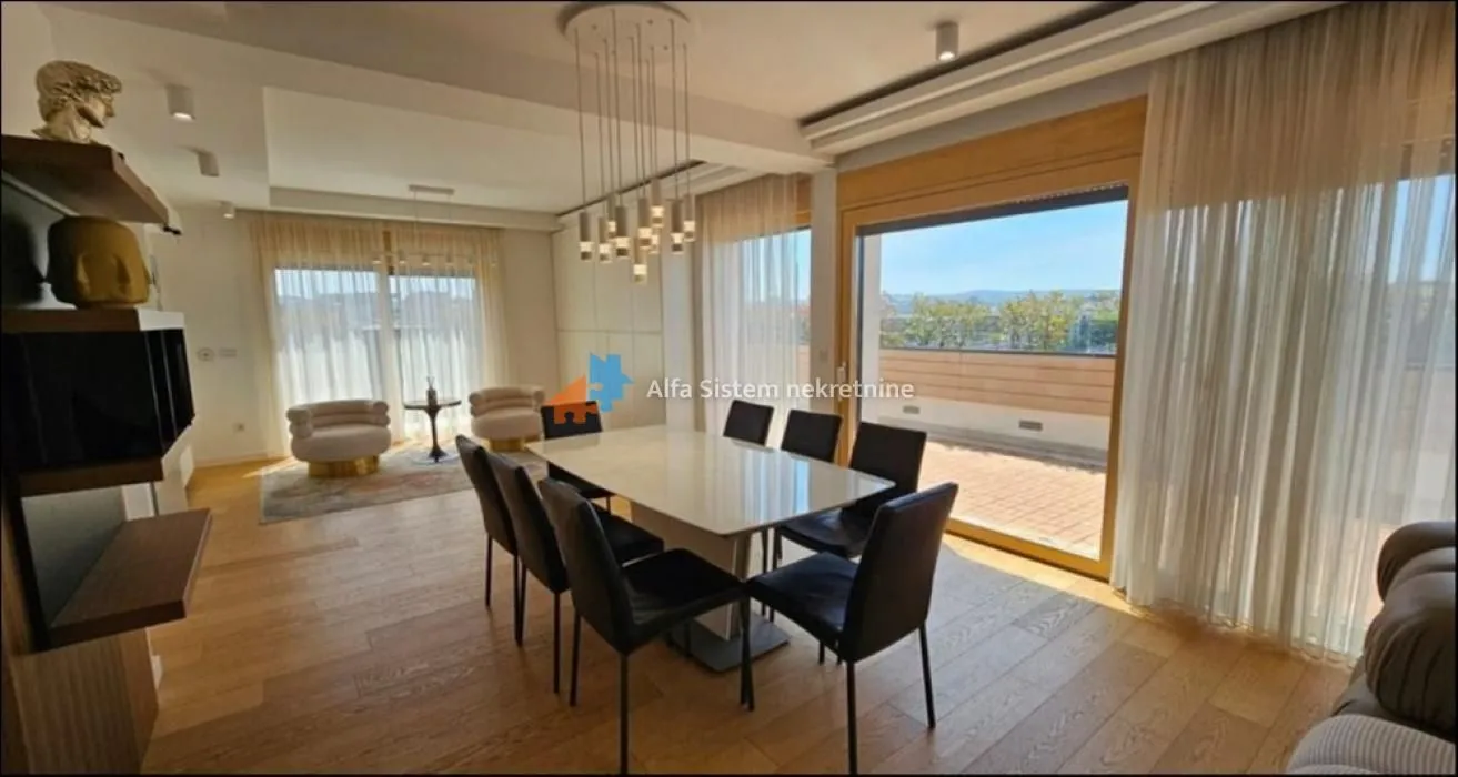 Izdavanje, stan, 240m², Neimar, Vračar Sve Podlokacije