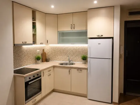 Rent, one bedroom apartment, 48m², Tološka šuma, Podgorica - image 4