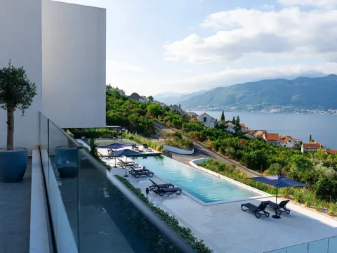 Rent, one bedroom apartment, 144m², Krašići, Tivat - image 14