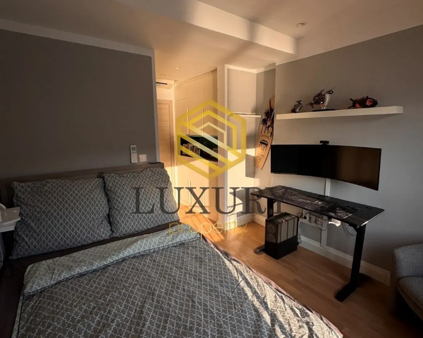 Sale, two bedroom apartment, 85m², Dobrota, Kotor