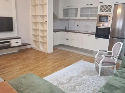 Izdavanje, dvosoban stan, 90m², Sajmište, Novi Sad - image 4