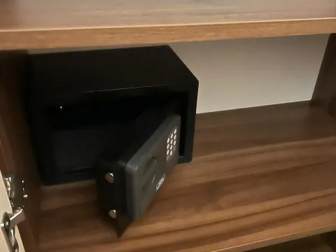 Izdavanje, trosoban stan, 80m², City Kvart, Podgorica - image 11