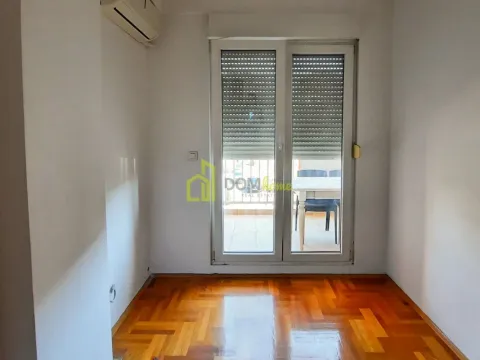 Izdavanje, dvosoban stan, 80m², City Kvart, Podgorica - image 3