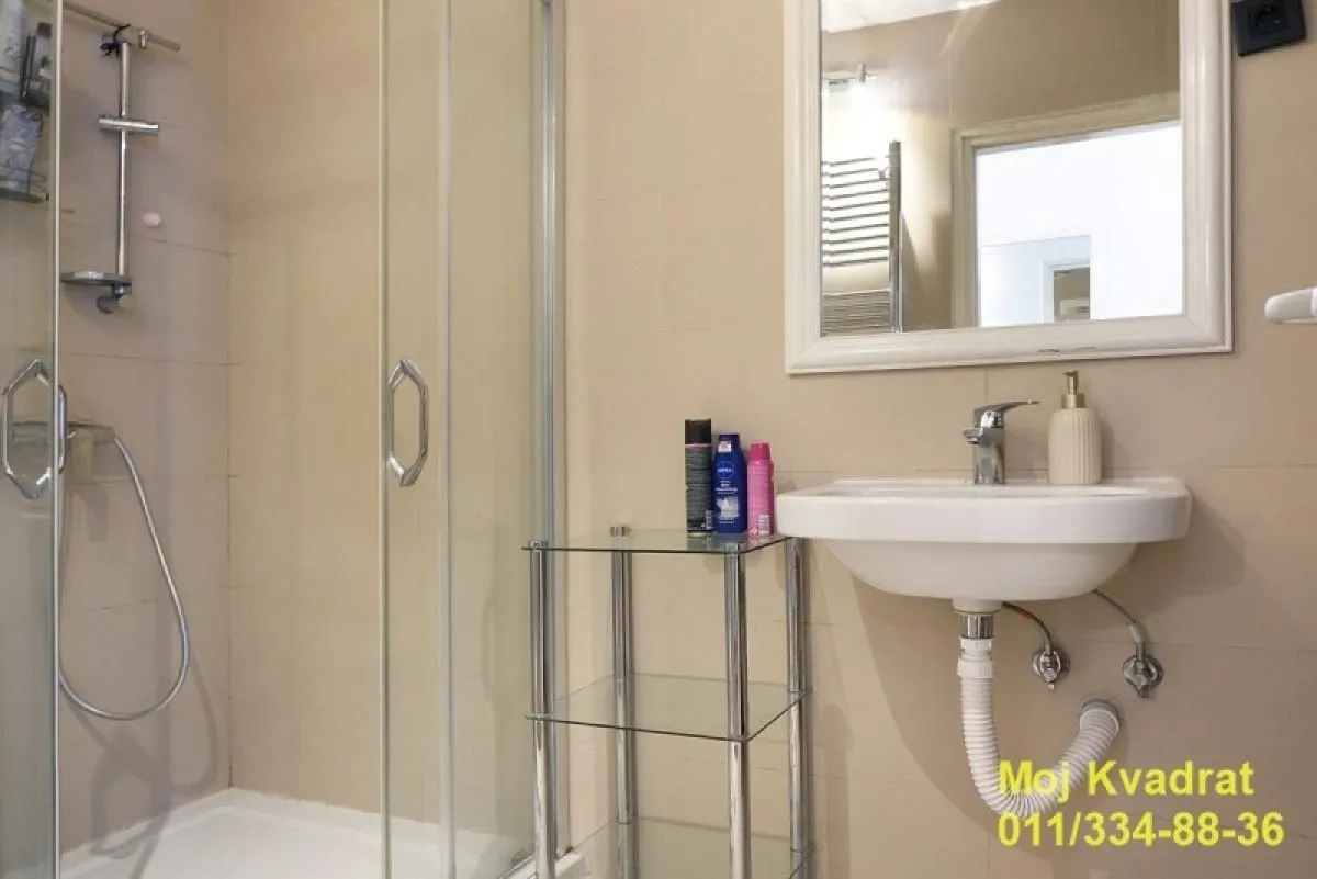 Prodaja, trosoban stan, 68m², Stari Grad, Beograd