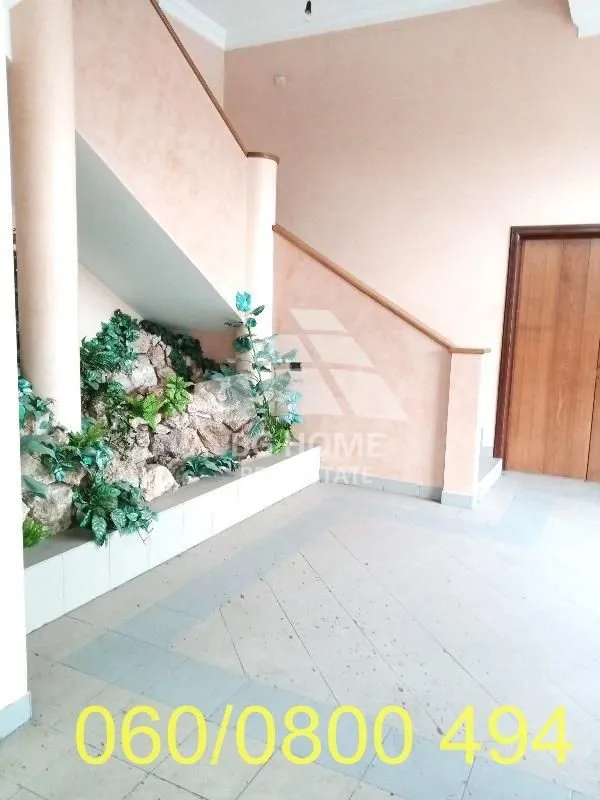 Rent, office space, 936m², Borča 1, Borča Sve Podlokacije