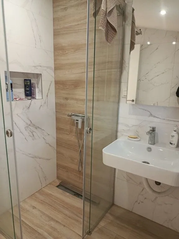 Rent, two bedroom apartment, 100m², Preko Morače, Podgorica