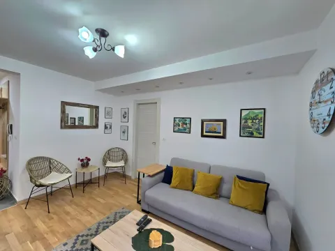 Izdavanje, stan, 46m², Tivat, Crna Gora - image 3