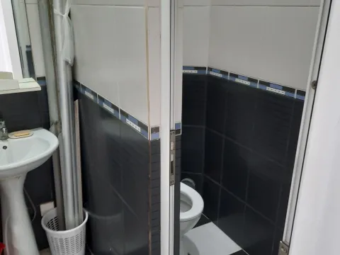 Izdavanje, poslovni prostor, 30m², Dobrota, Kotor - image 2