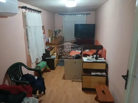 Prodaja, kuća, 114m², Mali Radanovac, Subotica - image 5