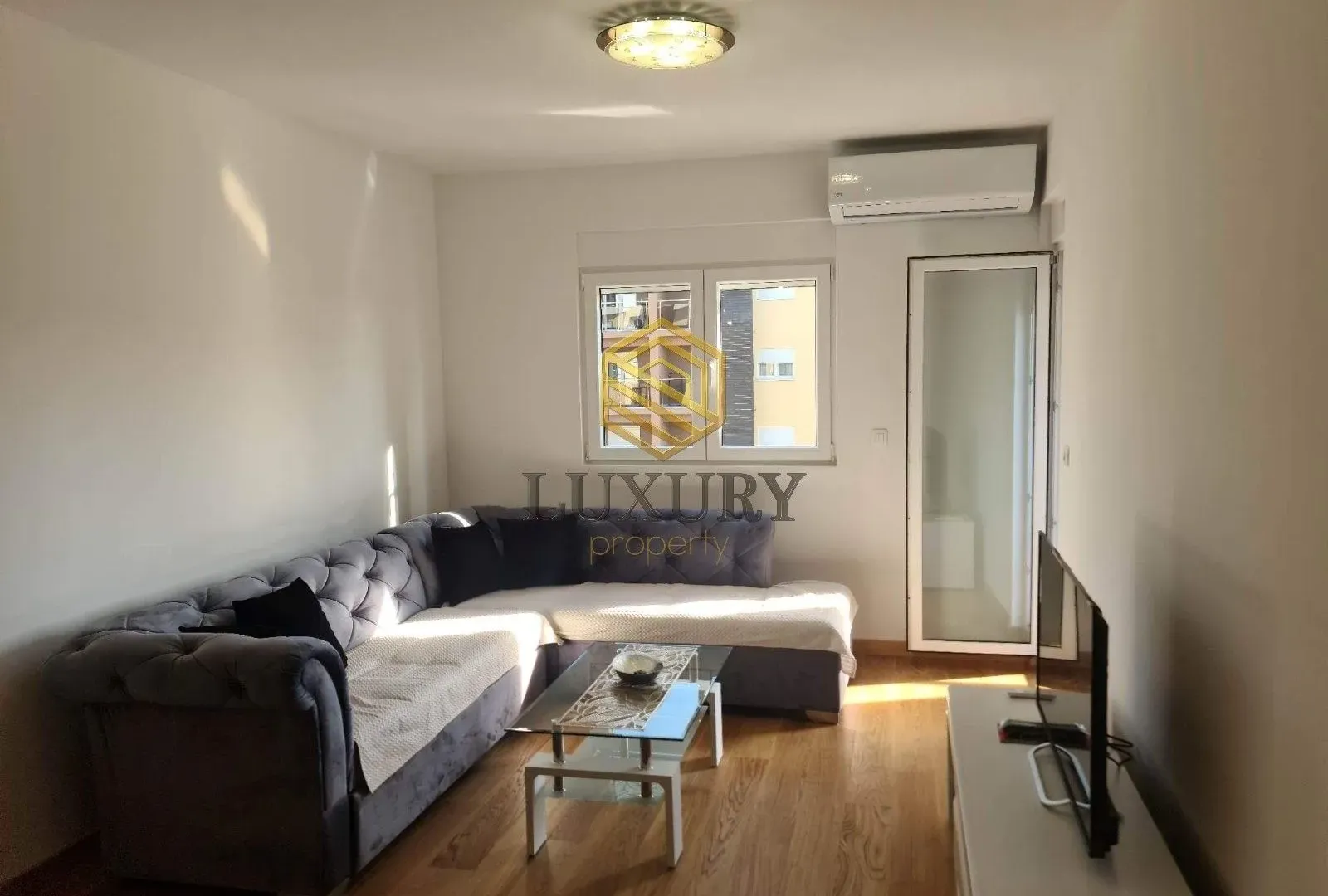 Rent, one bedroom apartment, 50m², City Kvart, Podgorica