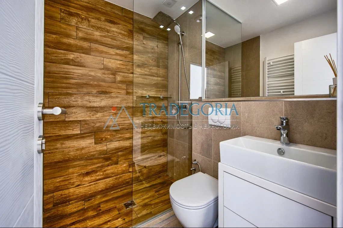 Prodaja, kuća, 180m², Tivat, Crna Gora