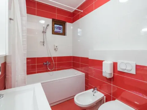 Sale, three bedroom apartment, 107m², Bečići, Budva - image 8