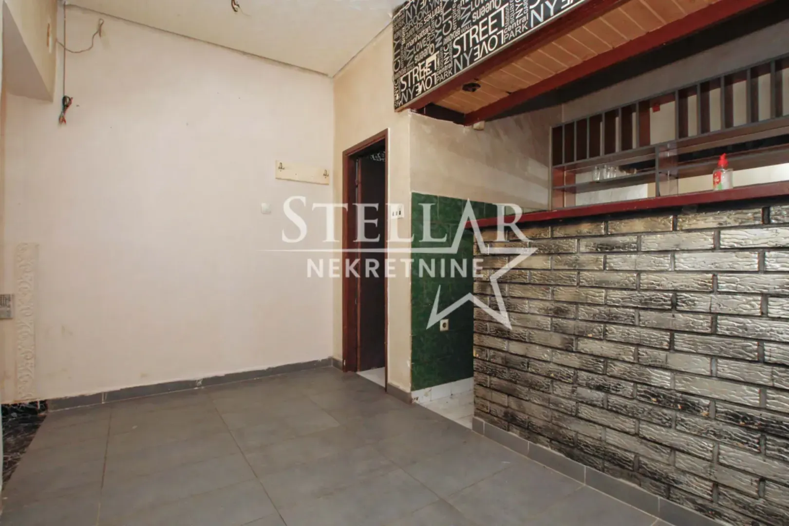 Sale, office space, 32m², Lepa Kata, Podgorica