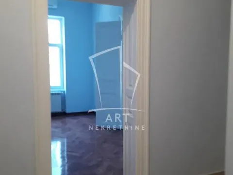 Sale, five bedroom apartment, 180m², Savski Venac, Beograd - image 7