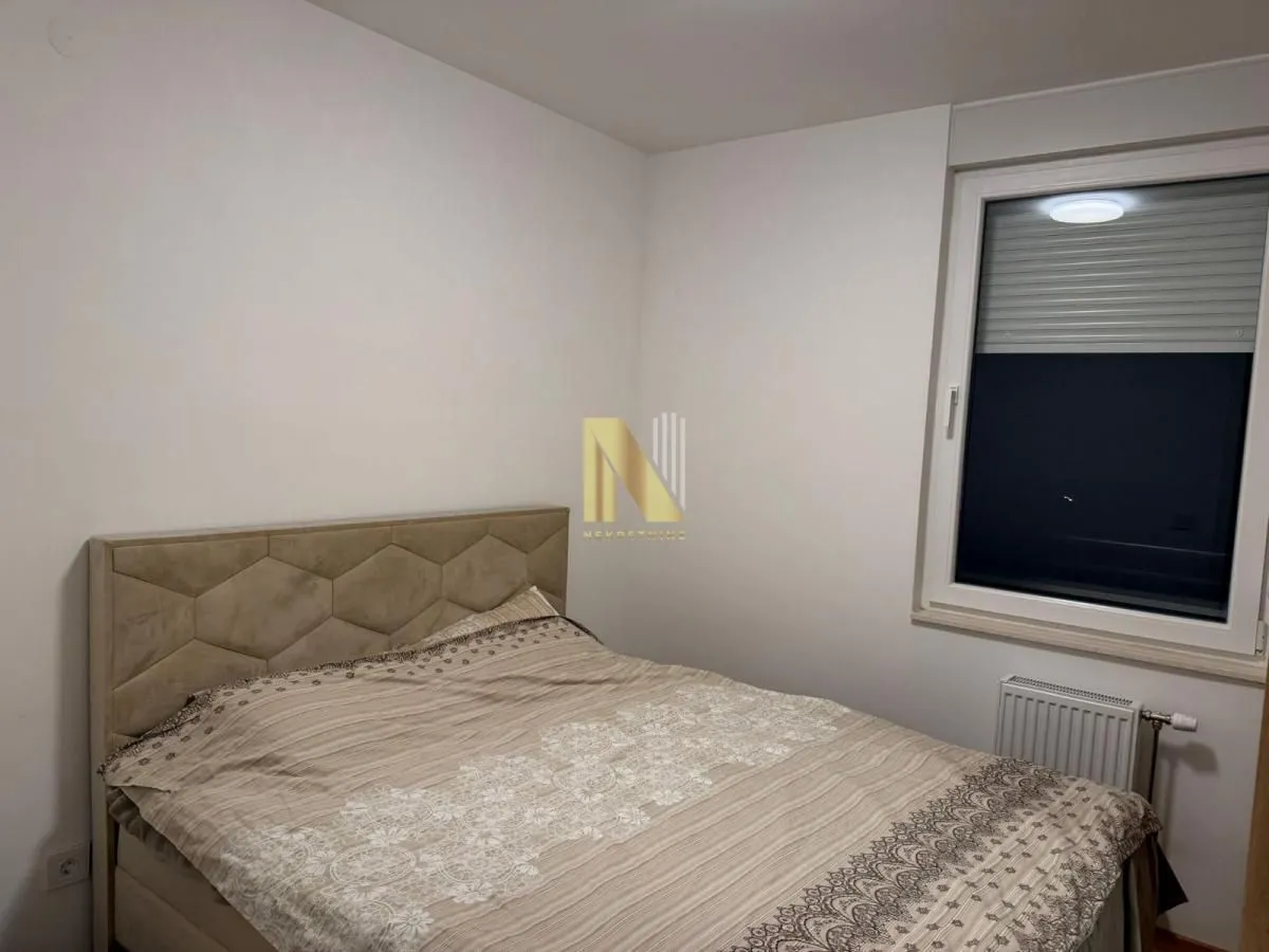 Izdavanje, dvosoban stan, 45m², Novi Sad, Srbija