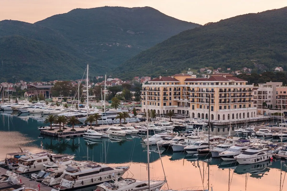 Sale, one bedroom apartment, 68m², Tivat, Crna Gora