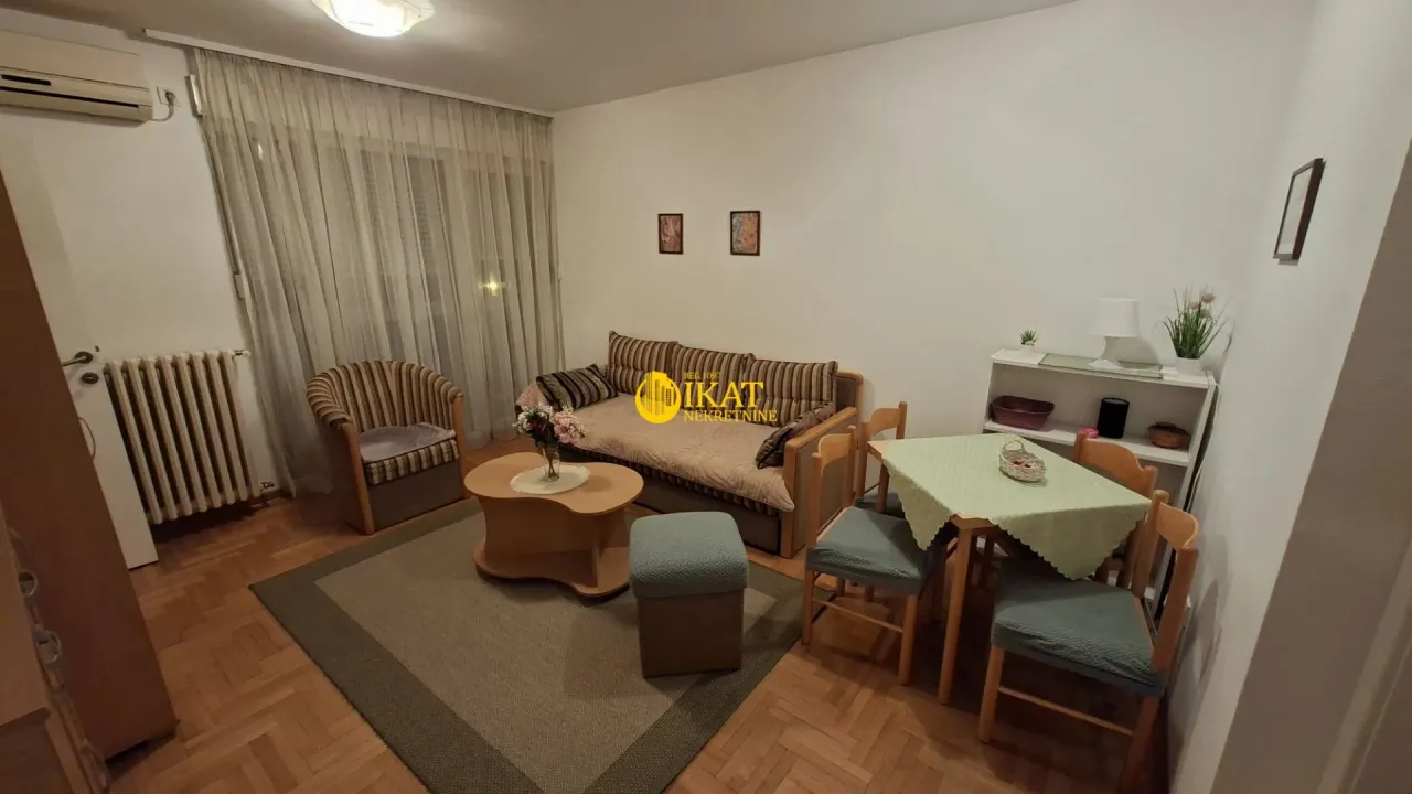 Izdavanje, dvosoban stan, 40m², Hala Pionir, Palilula Sve Podlokacije