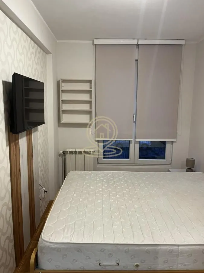 Izdavanje, trosoban stan, 52m², Mirijevo Sve Podlokacije, Beograd