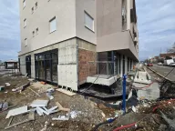 Izdavanje, poslovni prostor, 208m², Stari Aerodrom, Podgorica - image 9