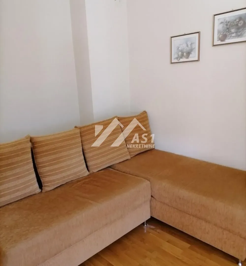 Izdavanje, stan, 25m², Grbavica, Novi Sad Sve Podlokacije