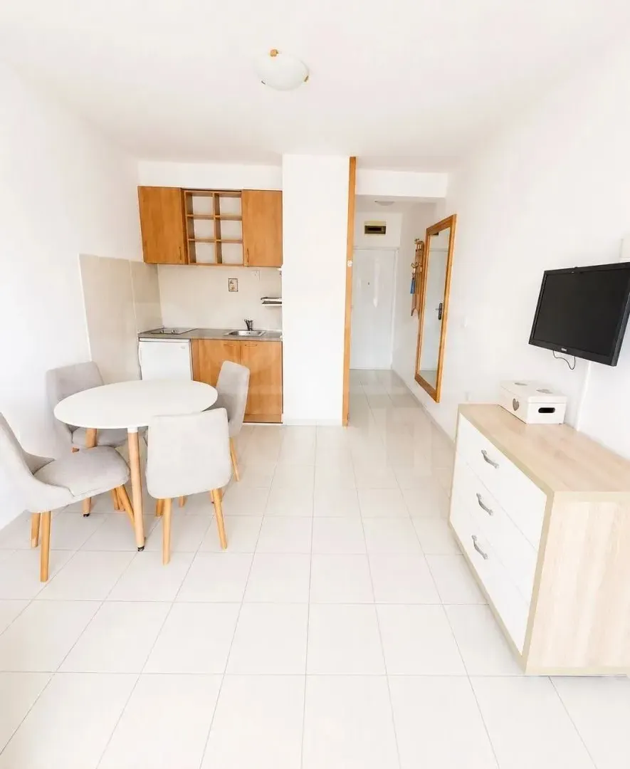 Prodaja, dvosoban stan, 30m², Rafailovići, Budva