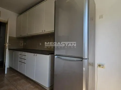 Izdavanje, trosoban stan, 85m², Vračar Hram, Vračar Sve Podlokacije - image 12
