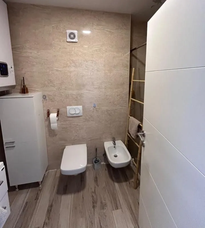 Prodaja, dvosoban stan, 83m², Dobra Voda, Budva