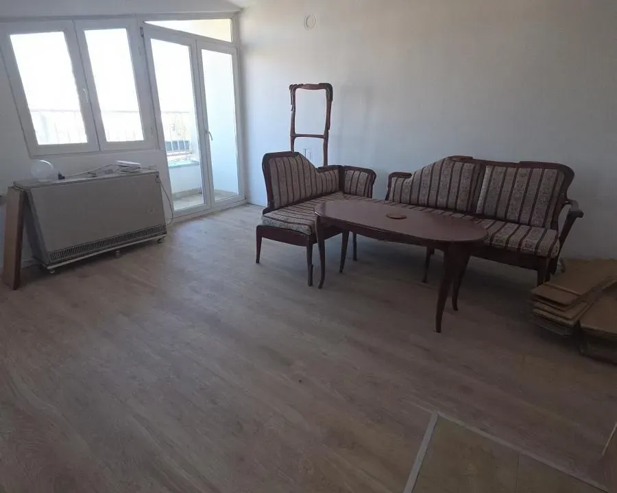 Sale, one bedroom apartment, 40m², Pantelej, Niš