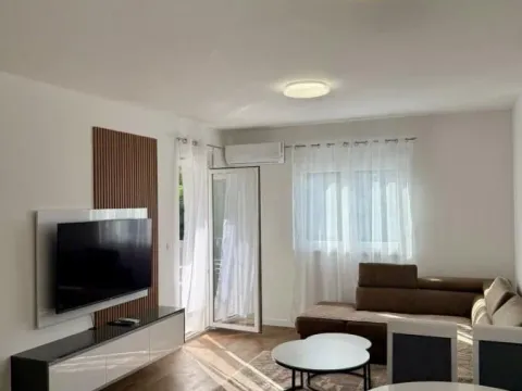 Rent, apartment, 47m², Stari Aerodrom, Podgorica - image 1