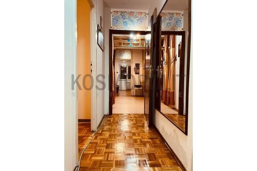 Sale, four bedroom apartment, 101m², Žarkovo, Beograd