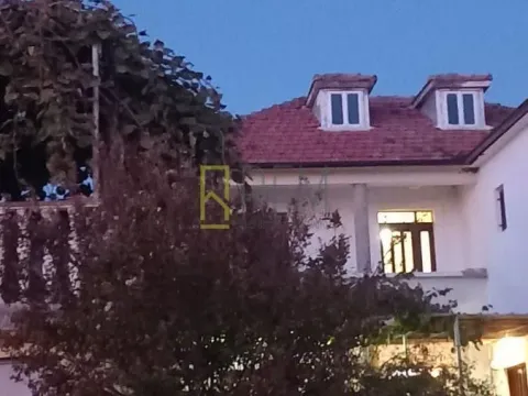 Prodaja, kuća, 250m², Ulcinj, Crna Gora - image 5