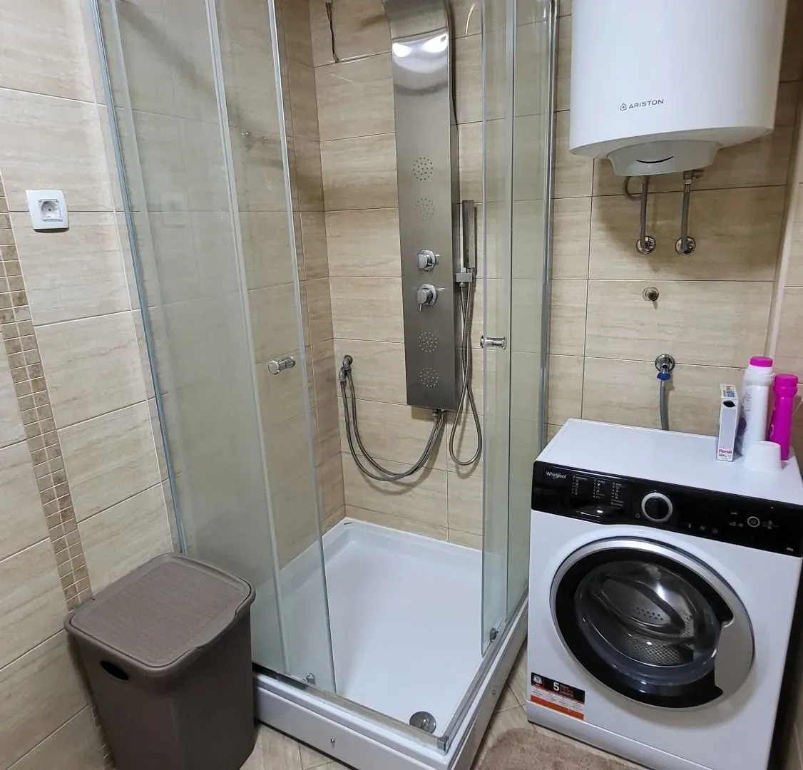 Prodaja, dvosoban stan, 67m², Bečići, Budva