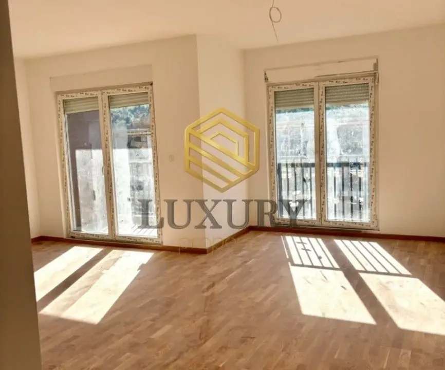 Prodaja, dvosoban stan, 73m², Zabjelo, Podgorica